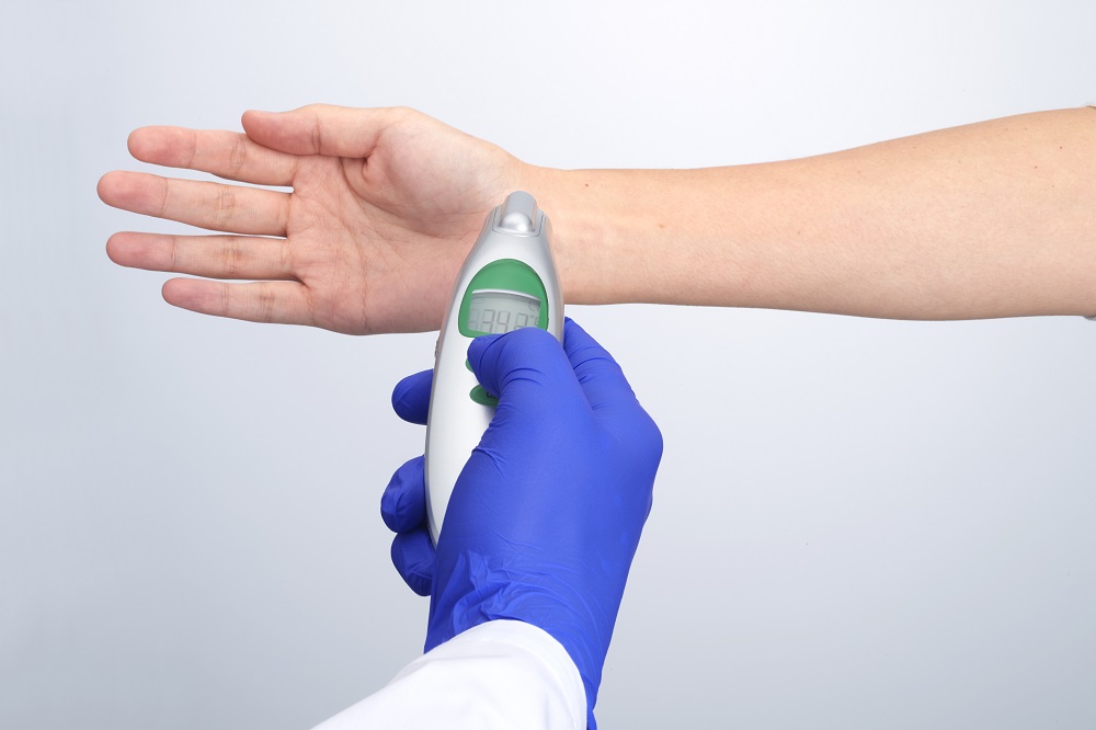 ユース画像（検査検診用ニトリル手袋 MD889C）