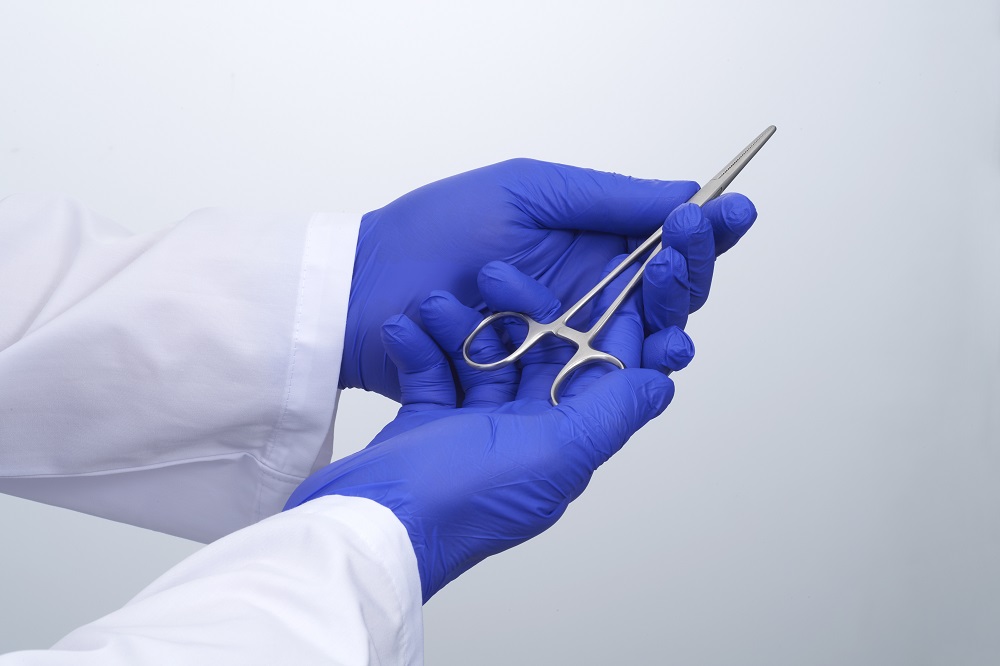 ユース画像（検査検診用ニトリル手袋 MD889C）