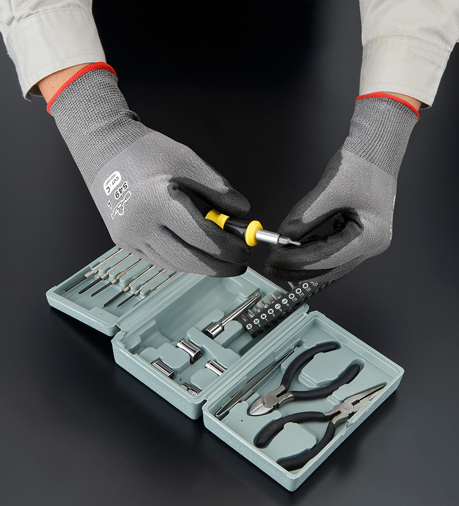 ユース画像（耐切創パームX手袋）